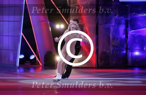Hilversum 19 januari 2013
Pamela Anderson en haar schaatspartner Matt Evers bij sterren dansen op het ijs van SBS6.
Peter Smulders bv