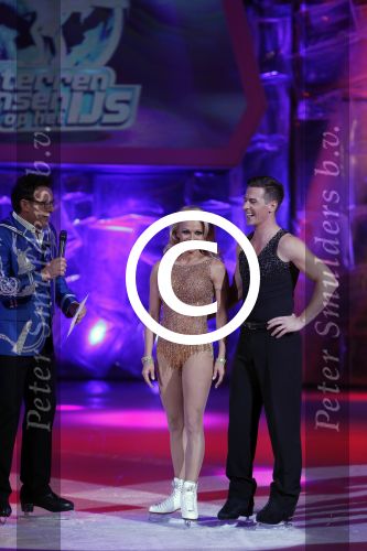 Hilversum 19 januari 2013
Pamela Anderson en haar schaatspartner Matt Evers bij sterren dansen op het ijs van SBS6.
Peter Smulders bv