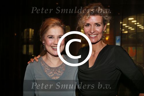 Amsterdam 4 februari 2013
Presentatie boek Patricia Snel in V hotel . Jaap Jongbloed krijgt het eerste exemplaar en zijn vriendin Quirine Melssen zingt verschillende liederen.
Peter Smulders bv