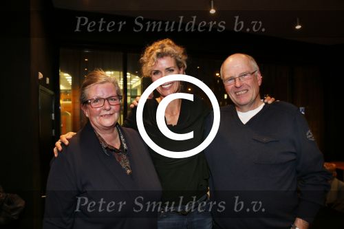Amsterdam 4 februari 2013
Presentatie boek Patricia Snel in V hotel . Jaap Jongbloed krijgt het eerste exemplaar en zijn vriendin Quirine Melssen zingt verschillende liederen.
Peter Smulders bv