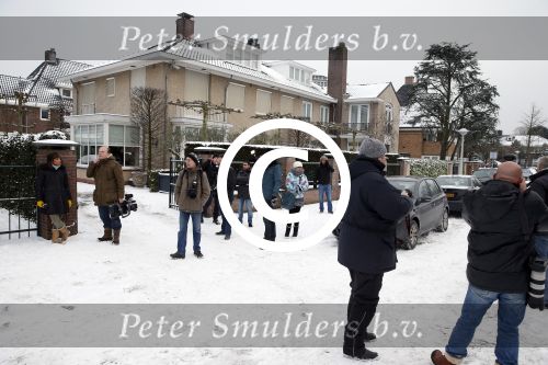 Amsterdam 22 januari 2013
Estelle Cruijff en twee vrienden hebben Badr Hari opgehaald nadat hij vrijgelaten is uit de gevangenis. Bij hun huis stond veel pers te wachten.
Peter Smulders bv