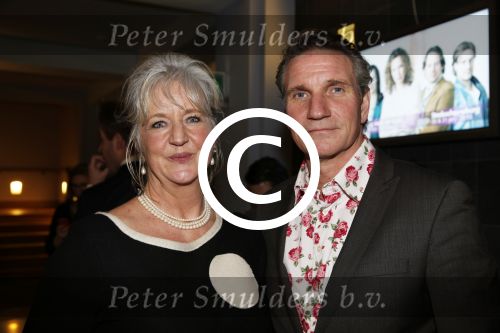 Haarlem 31 januari 2013
Premiere terug naar de kust in de schouwburg van Haarlem. peter Blok met vrouw
Peter Smulders bv