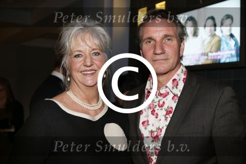 Haarlem 31 januari 2013
Premiere terug naar de kust in de schouwburg van Haarlem. peter Blok met vrouw
Peter Smulders bv