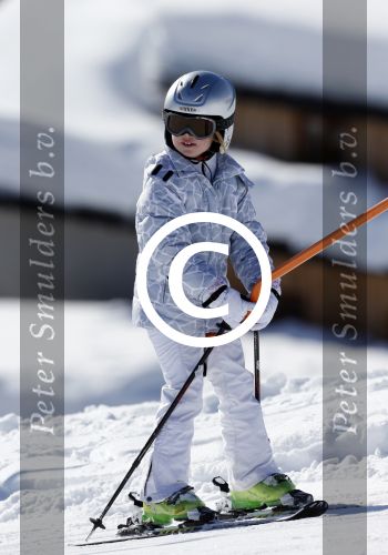 Lech, 18 Februari 2013 Fotoshoot Kon. huis in Lech tijdens de wintersportvakantie met o.a.: Koningin Beatrix, Prins Willem Alexander, Prinses Maxima, Prinses Amalia, Prinses Alexia en Prinses Ariane.
Foto Peter Smulders BV