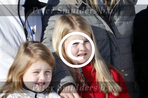 Lech, 18 Februari 2013 Fotoshoot Kon. huis in Lech tijdens de wintersportvakantie met o.a.: Koningin Beatrix, Prins Willem Alexander, Prinses Maxima, Prinses Amalia, Prinses Alexia en Prinses Ariane.
Foto Peter Smulders BV