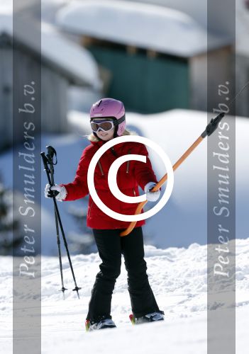 Lech, 18 Februari 2013 Fotoshoot Kon. huis in Lech tijdens de wintersportvakantie met o.a.: Koningin Beatrix, Prins Willem Alexander, Prinses Maxima, Prinses Amalia, Prinses Alexia en Prinses Ariane.
Foto Peter Smulders BV