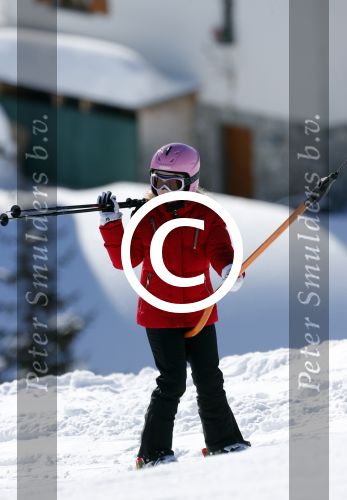 Lech, 18 Februari 2013 Fotoshoot Kon. huis in Lech tijdens de wintersportvakantie met o.a.: Koningin Beatrix, Prins Willem Alexander, Prinses Maxima, Prinses Amalia, Prinses Alexia en Prinses Ariane.
Foto Peter Smulders BV