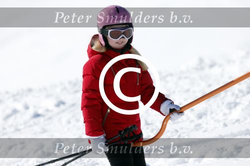 Lech, 18 Februari 2013 Fotoshoot Kon. huis in Lech tijdens de wintersportvakantie met o.a.: Koningin Beatrix, Prins Willem Alexander, Prinses Maxima, Prinses Amalia, Prinses Alexia en Prinses Ariane.
Foto Peter Smulders BV