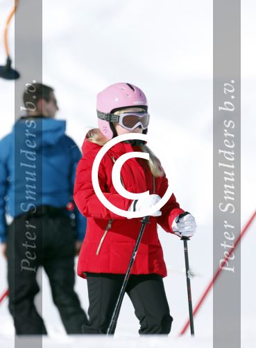 Lech, 18 Februari 2013 Fotoshoot Kon. huis in Lech tijdens de wintersportvakantie met o.a.: Koningin Beatrix, Prins Willem Alexander, Prinses Maxima, Prinses Amalia, Prinses Alexia en Prinses Ariane.
Foto Peter Smulders BV