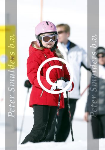 Lech, 18 Februari 2013 Fotoshoot Kon. huis in Lech tijdens de wintersportvakantie met o.a.: Koningin Beatrix, Prins Willem Alexander, Prinses Maxima, Prinses Amalia, Prinses Alexia en Prinses Ariane.
Foto Peter Smulders BV
