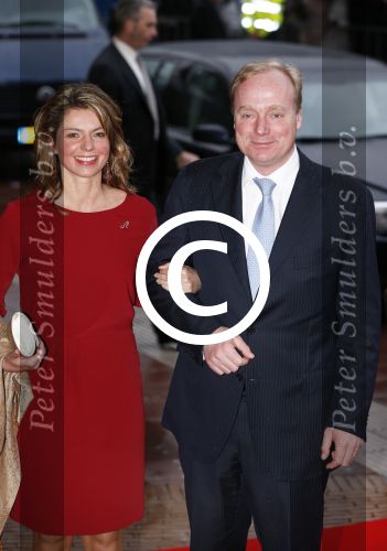 Utrecht 1 februari 2013
Koningin Beatrix viert haar 75e verjaardag in het beatrix theater in Utrecht. Prins carlos met zijn vrouw prinses Annemarie
Peter Smulders bv