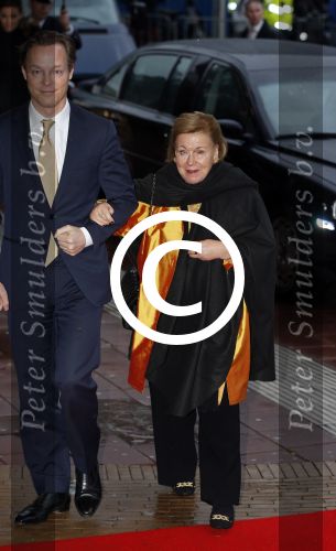 Utrecht 1 februari 2013
Koningin Beatrix viert haar 75e verjaardag in het beatrix theater in Utrecht. Prins jaime en prinses Christina
Peter Smulders bv