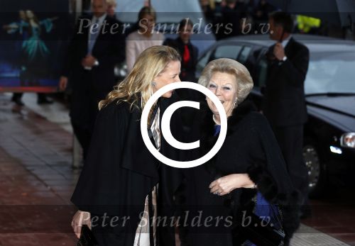 Utrecht 1 februari 2013
Koningin Beatrix viert haar 75e verjaardag in het beatrix theater in Utrecht. Koningin met prinses Mabel
Peter Smulders bv