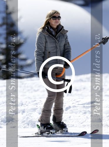 Lech, 18 Februari 2013 Fotoshoot Kon. huis in Lech tijdens de wintersportvakantie met o.a.: Koningin Beatrix, Prins Willem Alexander, Prinses Maxima, Prinses Amalia, Prinses Alexia en Prinses Ariane.
Foto Peter Smulders BV