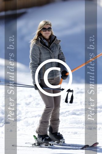 Lech, 18 Februari 2013 Fotoshoot Kon. huis in Lech tijdens de wintersportvakantie met o.a.: Koningin Beatrix, Prins Willem Alexander, Prinses Maxima, Prinses Amalia, Prinses Alexia en Prinses Ariane.
Foto Peter Smulders BV