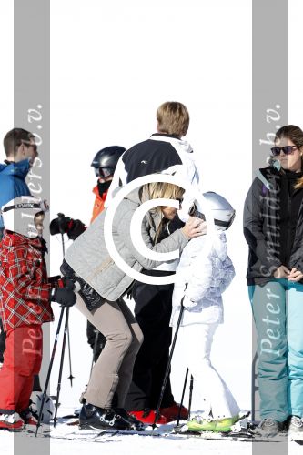 Lech, 18 Februari 2013 Fotoshoot Kon. huis in Lech tijdens de wintersportvakantie met o.a.: Koningin Beatrix, Prins Willem Alexander, Prinses Maxima, Prinses Amalia, Prinses Alexia en Prinses Ariane.
Foto Peter Smulders BV