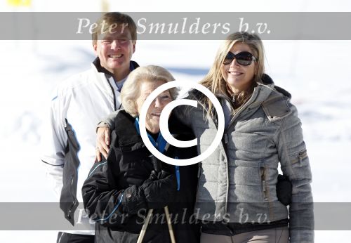 Lech, 18 Februari 2013 Fotoshoot Kon. huis in Lech tijdens de wintersportvakantie met o.a.: Koningin Beatrix, Prins Willem Alexander, Prinses Maxima, Prinses Amalia, Prinses Alexia en Prinses Ariane.
Foto Peter Smulders BV