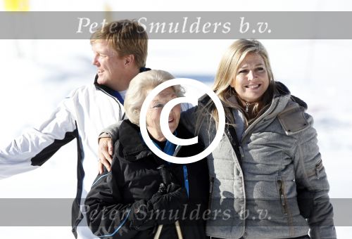 Lech, 18 Februari 2013 Fotoshoot Kon. huis in Lech tijdens de wintersportvakantie met o.a.: Koningin Beatrix, Prins Willem Alexander, Prinses Maxima, Prinses Amalia, Prinses Alexia en Prinses Ariane.
Foto Peter Smulders BV