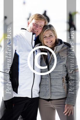 Lech, 18 Februari 2013 Fotoshoot Kon. huis in Lech tijdens de wintersportvakantie met o.a.: Koningin Beatrix, Prins Willem Alexander, Prinses Maxima, Prinses Amalia, Prinses Alexia en Prinses Ariane.
Foto Peter Smulders BV
