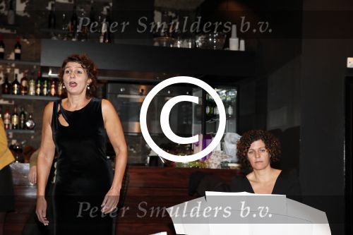 Amsterdam 4 februari 2013
Presentatie boek Patricia Snel in V hotel . Jaap Jongbloed krijgt het eerste exemplaar en zijn vriendin Quirine Melssen zingt verschillende liederen.
Peter Smulders bv