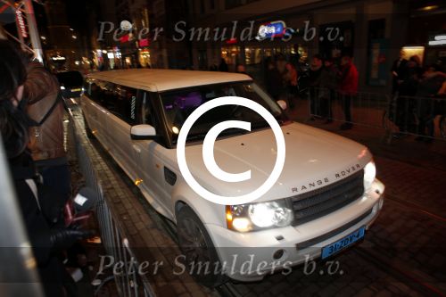 Amsterdam 11 februari 2013
Premiere Ushi must marry met Wendy v Dijk in Tuschinski. Range Rover Limousine
Peter Smulders bv