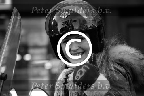 Amsterdam 28 januari 2013
Renee Gunning op vespa scooter.
Peter Smulders bv