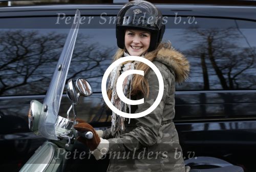 Amsterdam 28 januari 2013
Renee Gunning op vespa scooter.
Peter Smulders bv