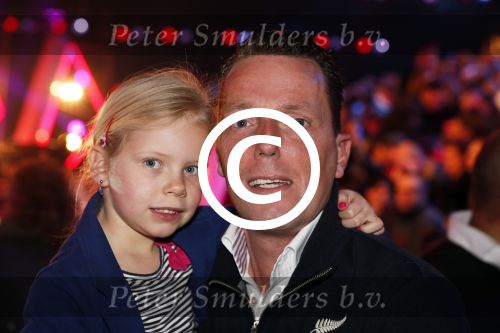 Hilversum 19 januari 2013
Opnames sterren dansen op het ijs in studio 24 gepresenteerd door Gerard Joling. Rob Geus met dochter
Peter Smulders bv