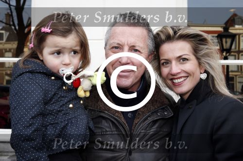 Leiden 10 februari 2013
Premiere Woezel en Pip in de Leidse schouwburg. Rob Janssen met vrouw en dochter
Peter Smulders bv