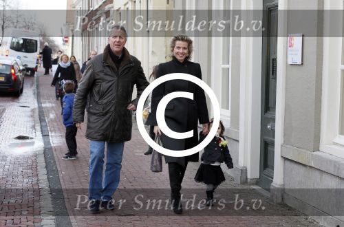 Leiden 10 februari 2013
Premiere Woezel en Pip in de Leidse schouwburg. Rob Janssen met vrouw en dochter
Peter Smulders bv