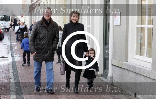 Leiden 10 februari 2013
Premiere Woezel en Pip in de Leidse schouwburg. Rob Janssen met vrouw en dochter
Peter Smulders bv