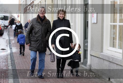 Leiden 10 februari 2013
Premiere Woezel en Pip in de Leidse schouwburg. Rob Janssen met vrouw en dochter
Peter Smulders bv