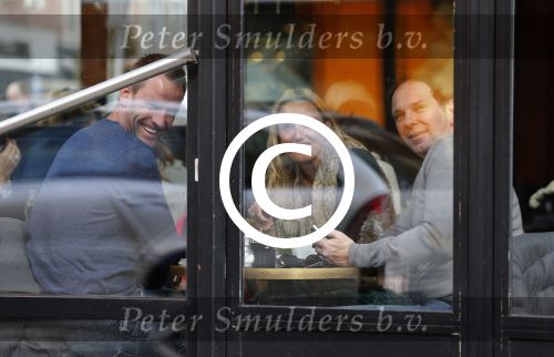 Amsterdam 28 januari 2013
Robert Leroy in restaurant met Andre en Joyce Ooijer.
Peter Smulders bv
