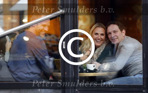 Amsterdam 28 januari 2013
Robert Leroy in restaurant met Andre en Joyce Ooijer.
Peter Smulders bv