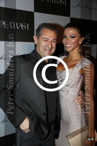 Amsterdam 26 januari 2013
Modeshow supertrash in manege bij het vondelpark. Roland Kahn met vriendin
Peter Smulders bv