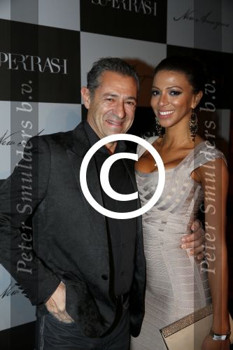 Amsterdam 26 januari 2013
Modeshow supertrash in manege bij het vondelpark. Roland Kahn met vriendin
Peter Smulders bv