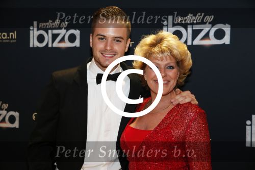 Amsterdam 28 januari 2013
Premiere verliefd op ibiza in Tuschinski. Simone Kleinsma Jim Bakkum en Pip Pellens
Peter Smulders bv