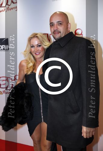 Amsterdam 11 februari 2013
Premiere Ushi must marry met Wendy v Dijk in Tuschinski. Sittah Koene met nieuwe vriend
Peter Smulders bv