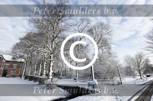 Nigtevecht 10 februari 2013
Huis Anouk Bo Max Edwin Smulders in de sneeuw.
Peter Smulders bv