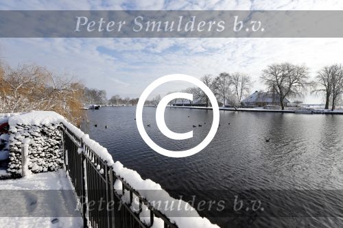 Nigtevecht 10 februari 2013
Huis Anouk Bo Max Edwin Smulders in de sneeuw.
Peter Smulders bv