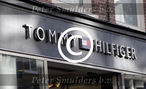 Amsterdam 2 februari 2013
Diverse winkels op de pc hooftstraat. Tommy Hilfiger
Peter Smulders bv