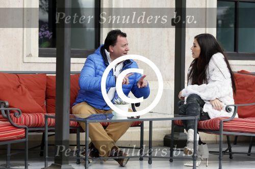 Istanbul 25 januari 2013
Yolanthe Sneijder Cabau samen met haar schoonvader Berrie Sneijder en hondje James in de tuin van het four seasons Hotel in Istanbul.
Peter Smulders bv