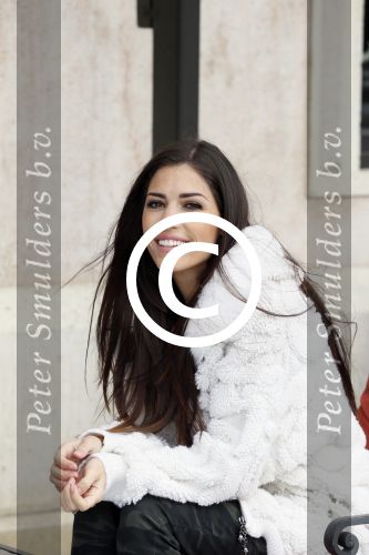 Istanbul 25 januari 2013
Yolanthe Sneijder Cabau samen met haar schoonvader Berrie Sneijder en hondje James in de tuin van het four seasons Hotel in Istanbul.
Peter Smulders bv