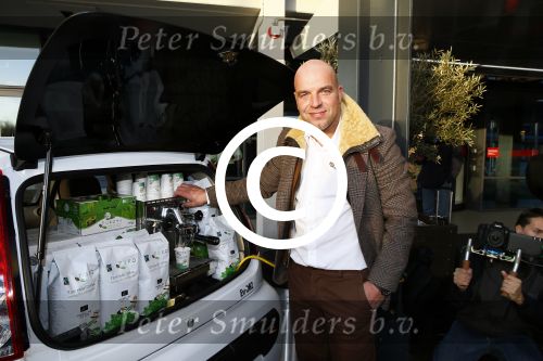 Amsterdam 13 januari 2014
Andy v Meyde zet puro koffie bij de horecava in de RAI.