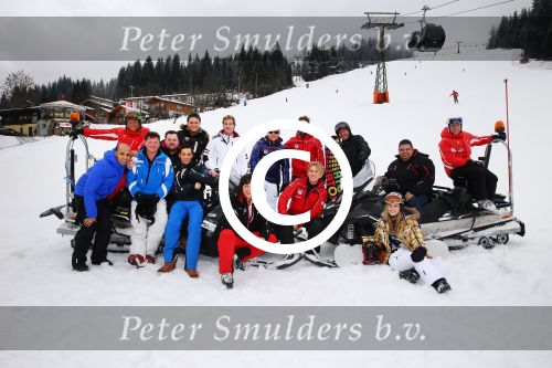 Flauchau (Ooostenrijk), 21 Januari 2014
Wintersport met Vinzzent, Frans Duijts, Django Wagner, Wolter Kroes, Nick Nielsen, Henk Dissel, Rene Schuurmans, Wesley Klein, Yes-R en Charlu Luske
Foto Peter Smulders BV.