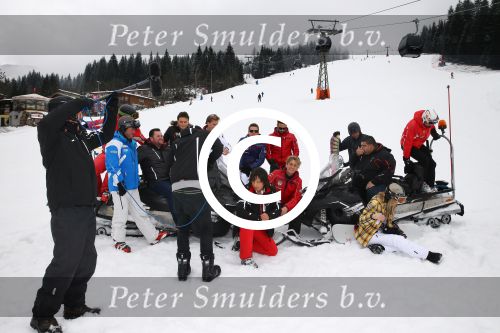 Flauchau (Ooostenrijk), 21 Januari 2014
Wintersport met Vinzzent, Frans Duijts, Django Wagner, Wolter Kroes, Nick Nielsen, Henk Dissel, Rene Schuurmans, Wesley Klein, Yes-R en Charlu Luske
Foto Peter Smulders BV.