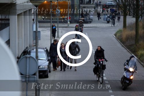 Amsterdam 22 januari 2014
Rechtzaak Badr Hari bij rechtbank in Amsterdam. Veel pers wacht Badr en zijn advocaat Bernadette Ficq