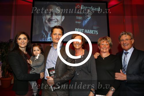 Hilversum 16 januari 2014
Omroepman van het jaar bekendmaking van 2013 in studio 21.
Bert habets is de nieuwe omroepman van het jaar. Bert Habet met vrouw dochter ouders en zus.