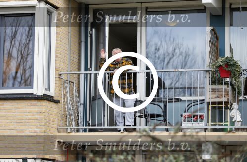 Hoofddorp 17 januari 2014
Binnen kijken in het huis van Bram Biesterveld ( Pommetje Horlepiep)