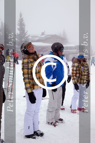Flauchau (Ooostenrijk), 21 Januari 2014
Wintersport met Vinzzent, Frans Duijts, Django Wagner, Wolter Kroes, Nick Nielsen, Henk Dissel, Rene Schuurmans, Wesley Klein, Yes-R en Charly Luske
Celine Huijsmans SBS
Foto Peter Smulders BV.